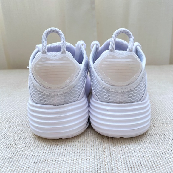 Nike Air Max 2090 Triple White Wolf Grey Toddler - Picture 6 of 6